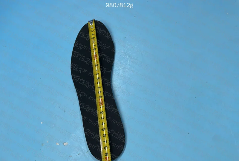On Running Cloudtilt Sneakers (Returned) 4