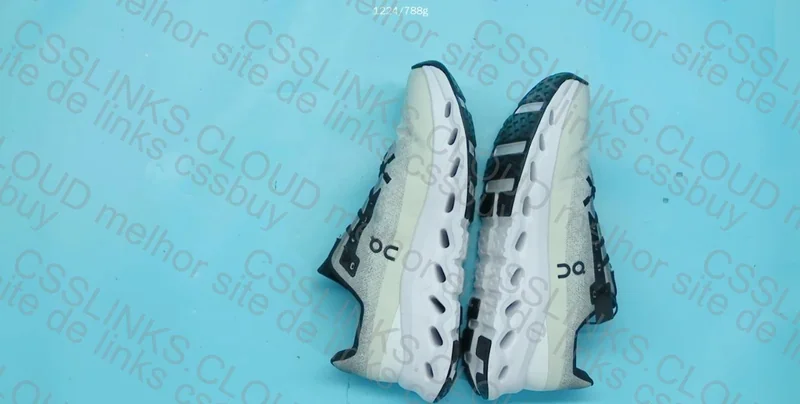 On Running Cloudtilt I Sneakers 2