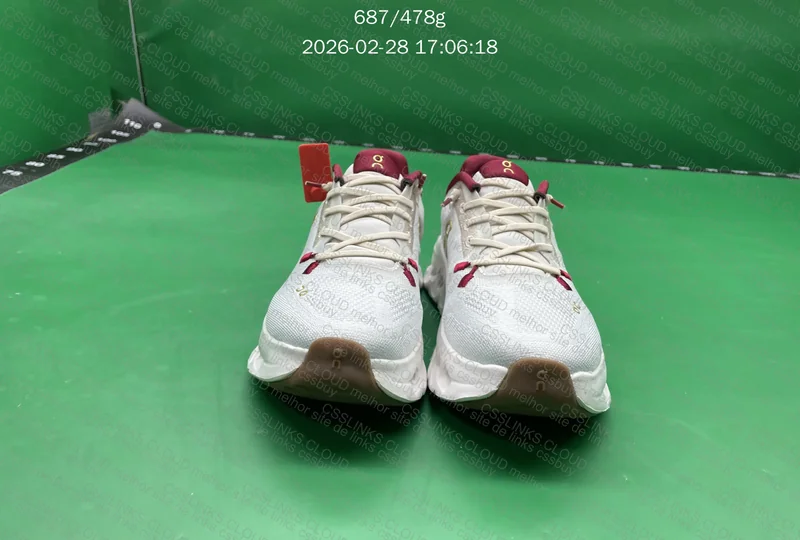 Tenis ONcloud Cloudtilt 4