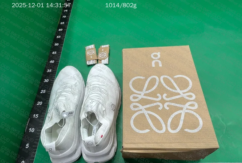 On Cloudtilt Sneakers 10