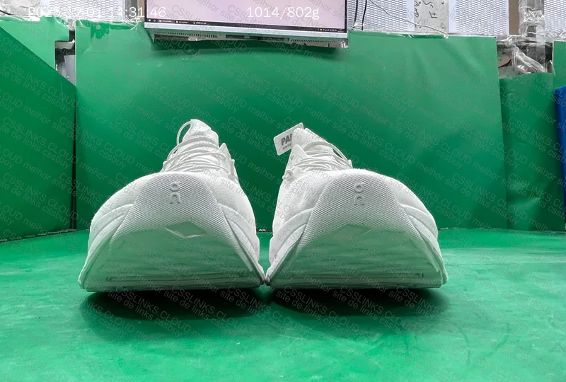 On Cloudtilt Sneakers 6