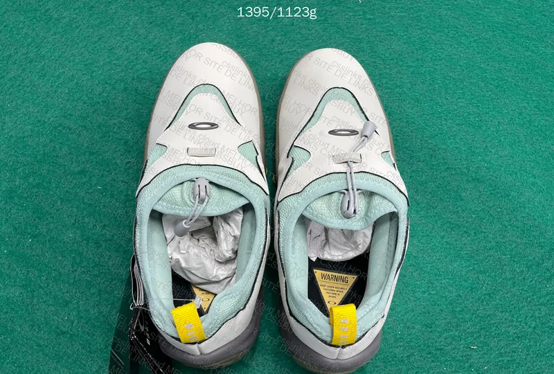 Piet x Oakley Slip-On Teeth OG Grey Sneakers