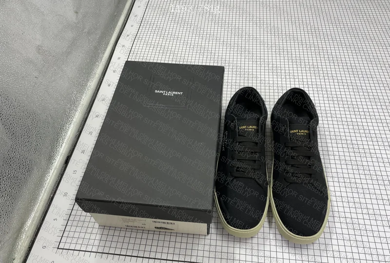 Saint Laurent Sneakers 6