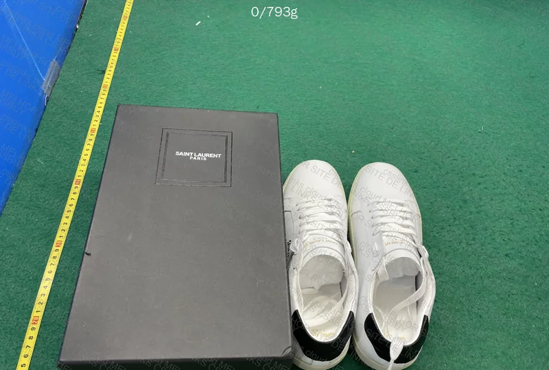 Saint Laurent Sneakers