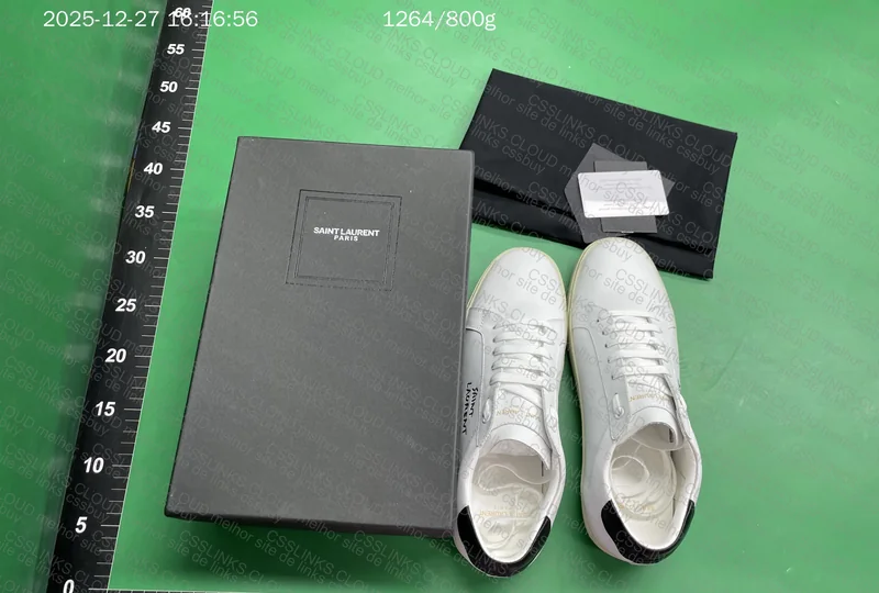 Saint Laurent Sneakers