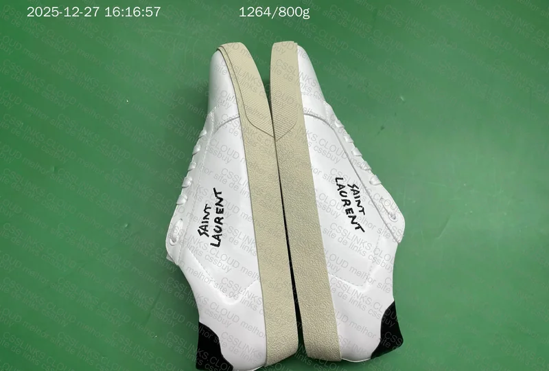 Saint Laurent Sneakers 3