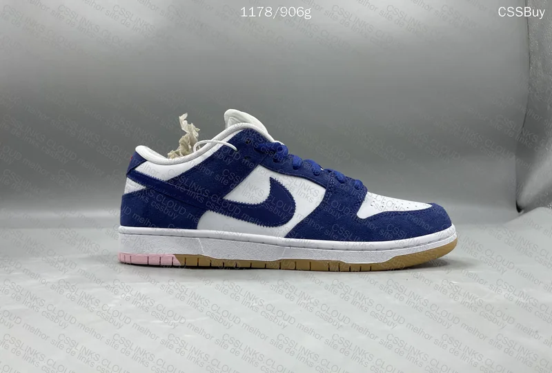 SB Dunk Low LA Dodgers Sneakers 5
