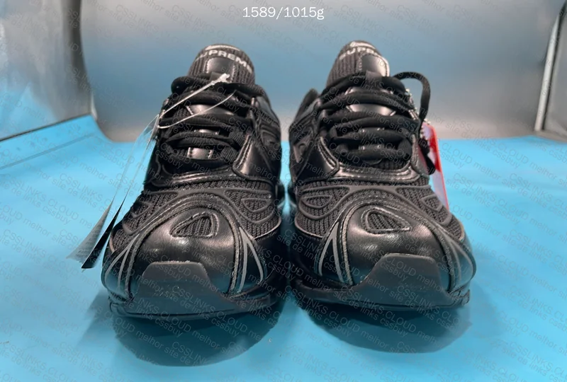 Supreme x Nike Air Max 98 Sneakers 4