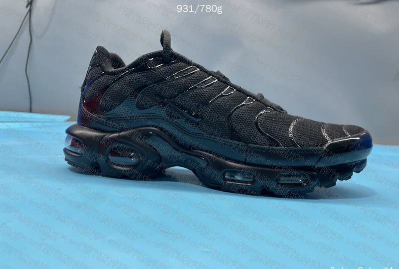 TN Sneakers 6