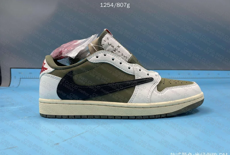 Travis Scott Sneakers 7