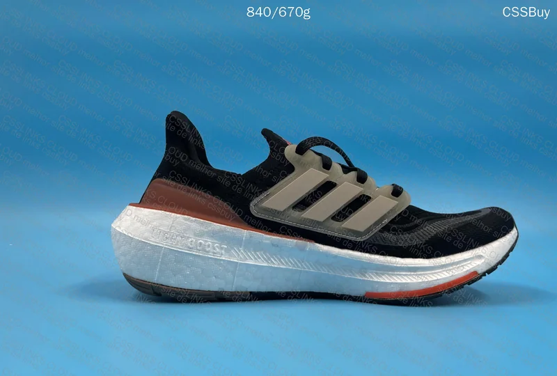 Ultraboost Light Sneakers 2