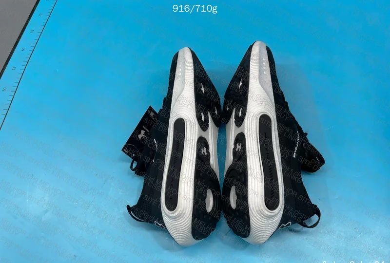 Under Armour Phantom 4 Sneakers 4
