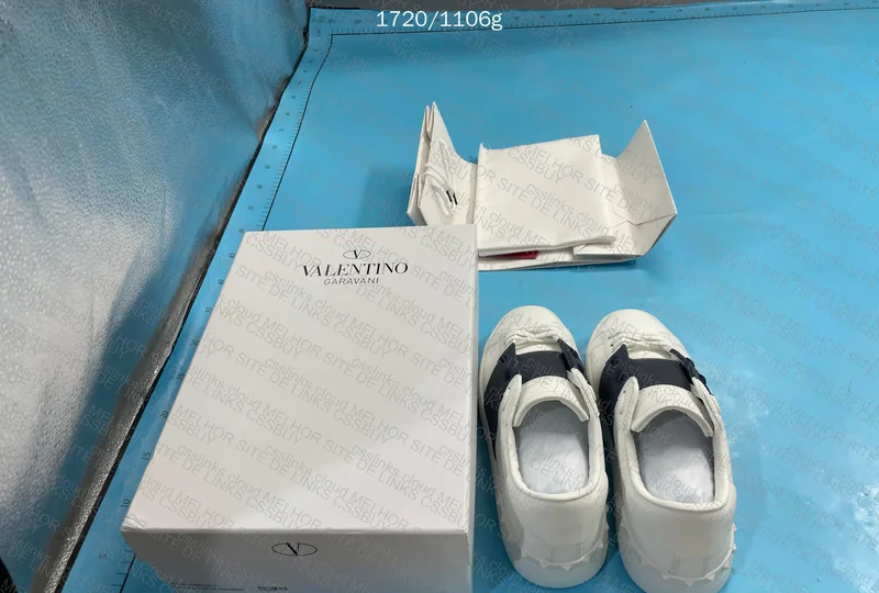 Valentino Sneakers 5