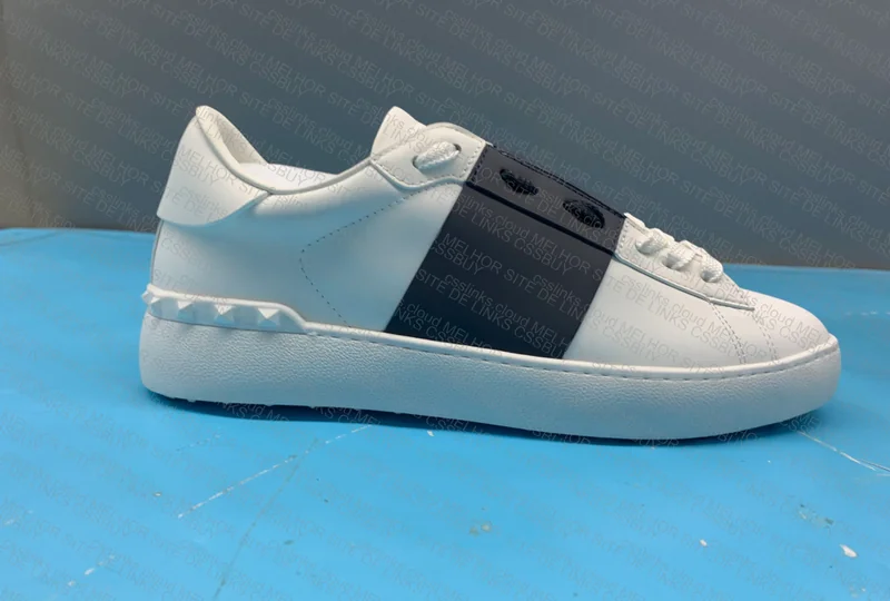 Valentino Sneakers 4