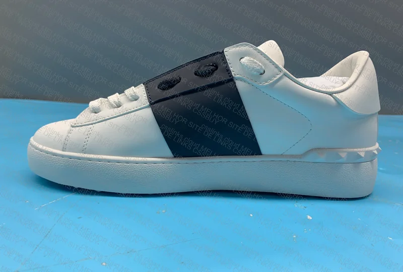 Valentino Sneakers 5