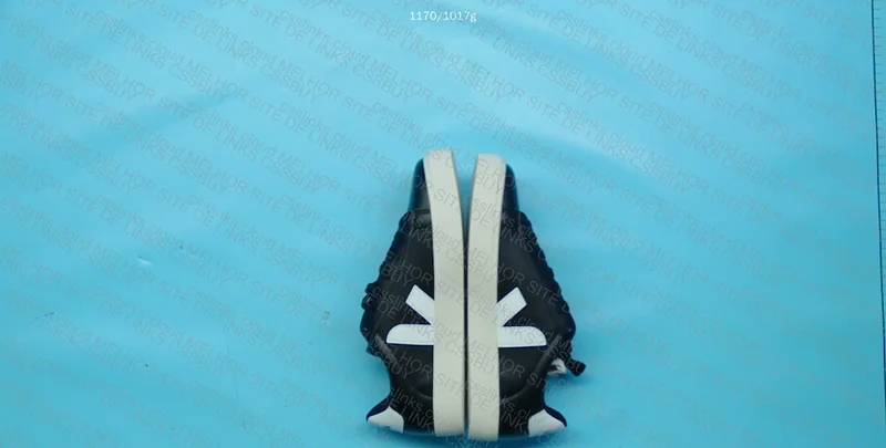 VEJA Sneakers