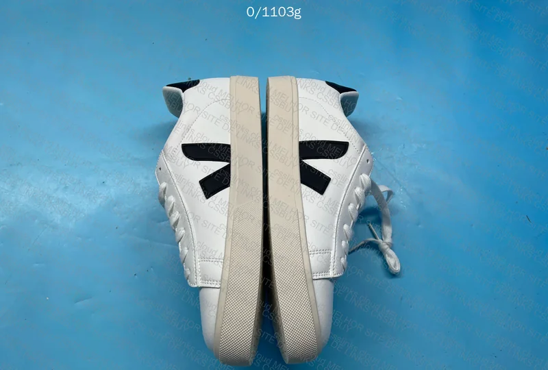Veja Sneakers 6