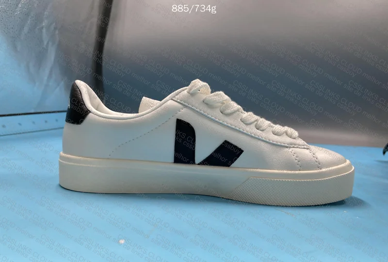 Veja Sneakers (Help Me) 9