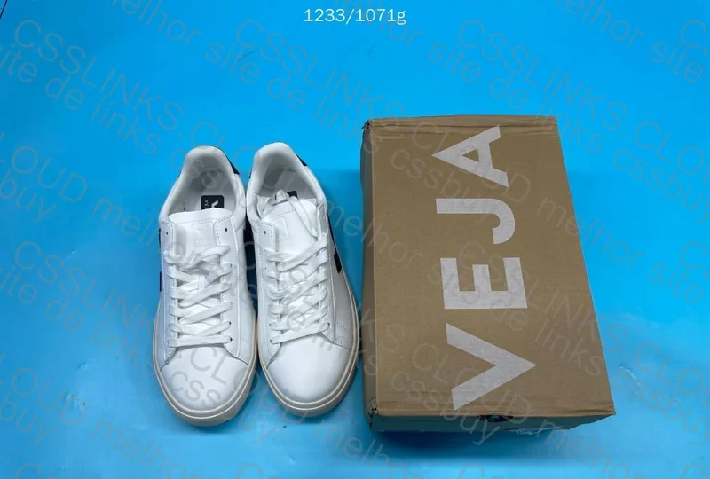 Veja YOLO Sneakers - Help 3