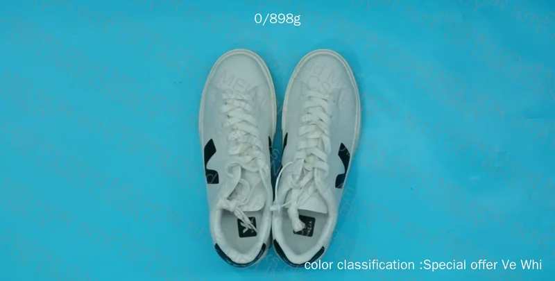 Vert/Veja Sneakers