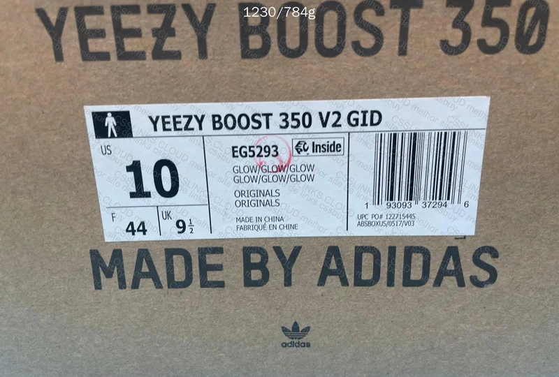 Yeezy 350 Sneakers 7