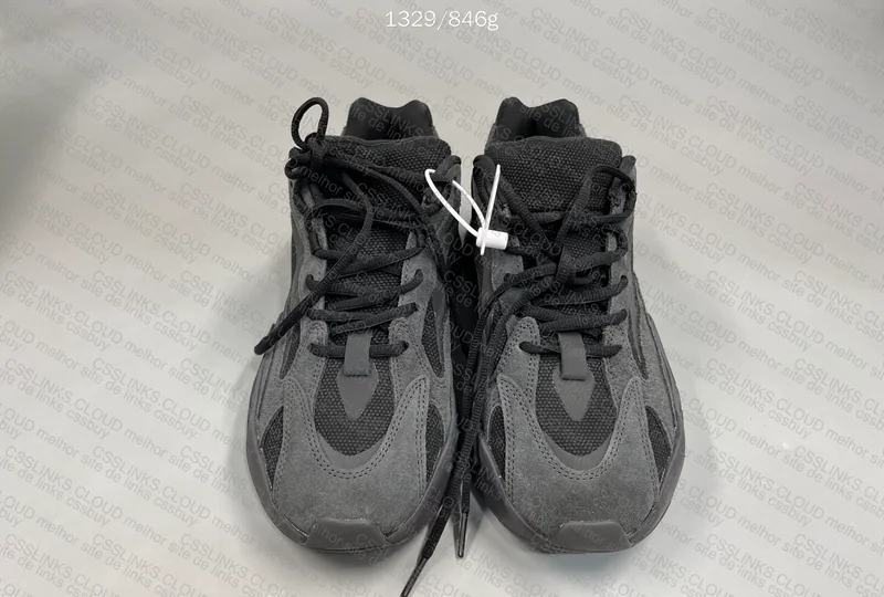 Yeezy 700 V2 Vanta Sneakers 2