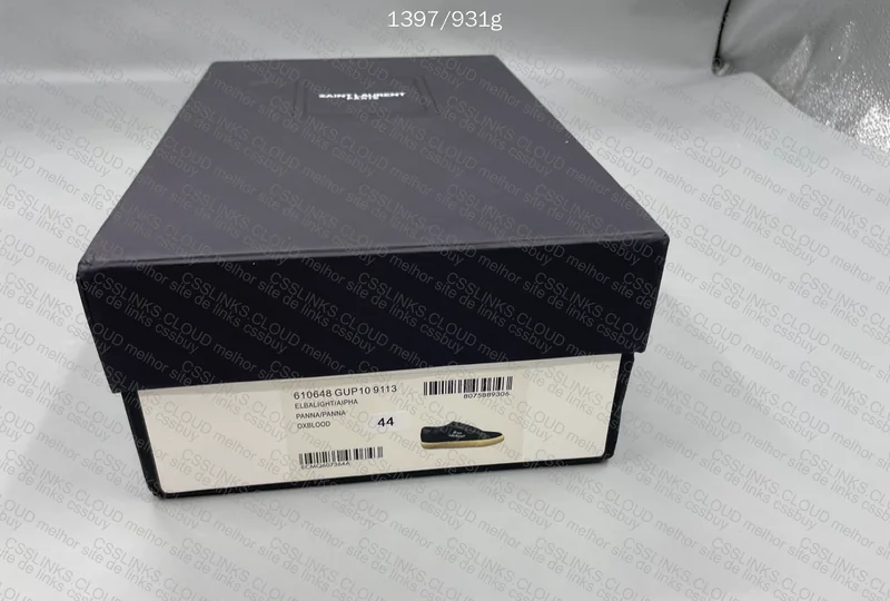 Yves Saint Laurent Sneakers