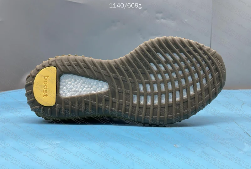 Testing Another YEEZY 350V2 Batch *GL?* 6