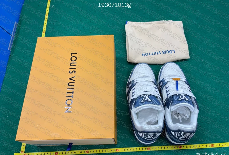 TG BATCH Louis Vuitton Trainer Low Monogram Denim Blue 8