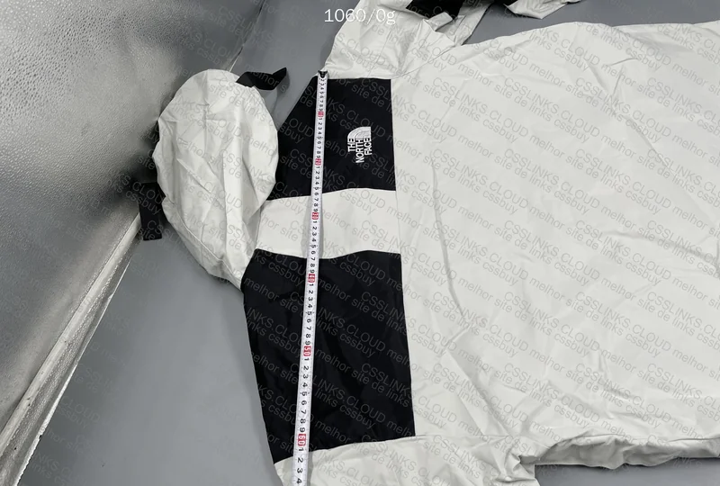 The North Face 1990 - Sale 8