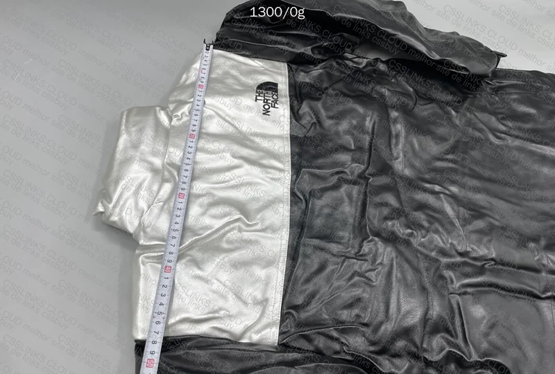 The North Face x Supreme (Size M with measurements) 5
