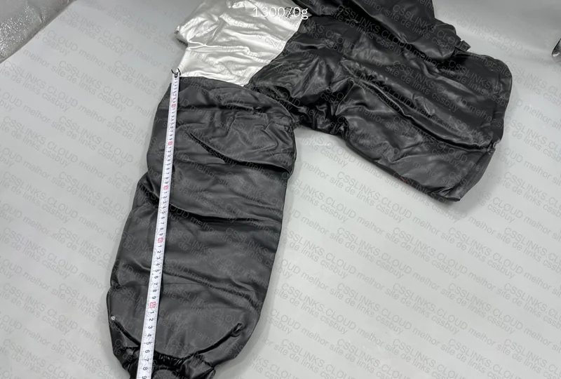 The North Face x Supreme (Size M with measurements) 7