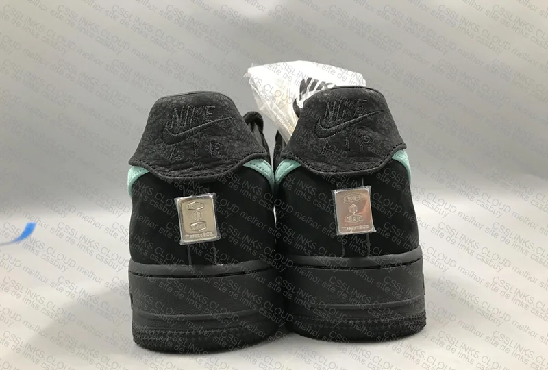 Tiffany & Co x Air Firce 1 Low 2