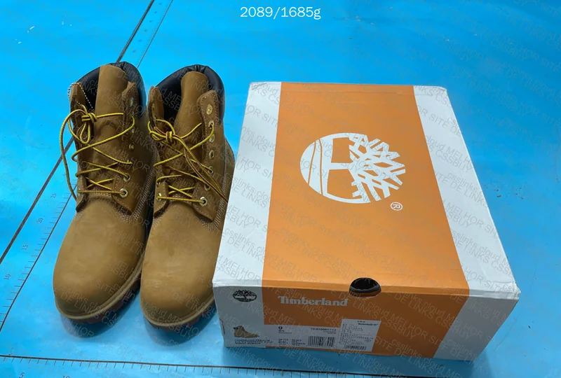 Timberland yellow boots 10