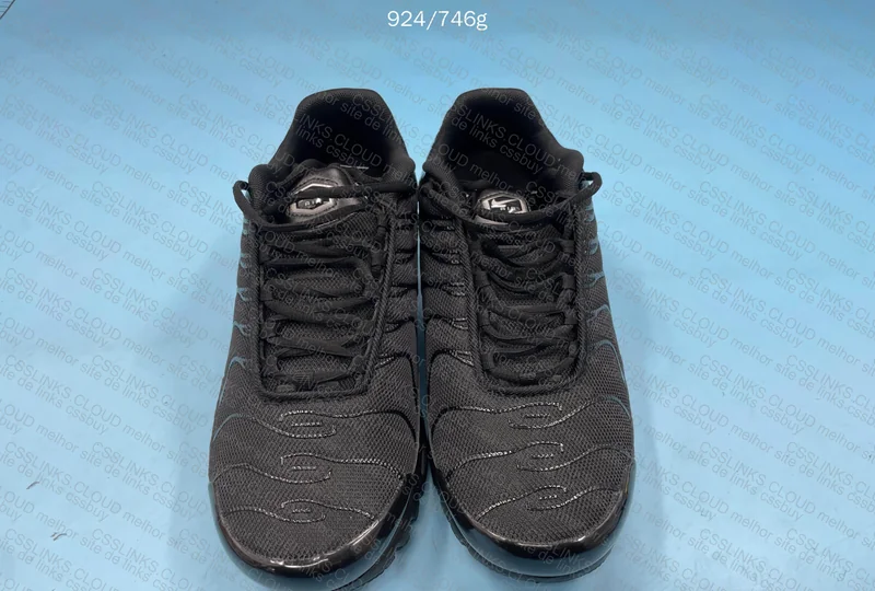Tn all black