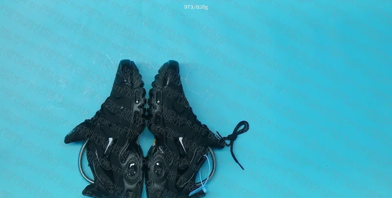 Tn all black? 2