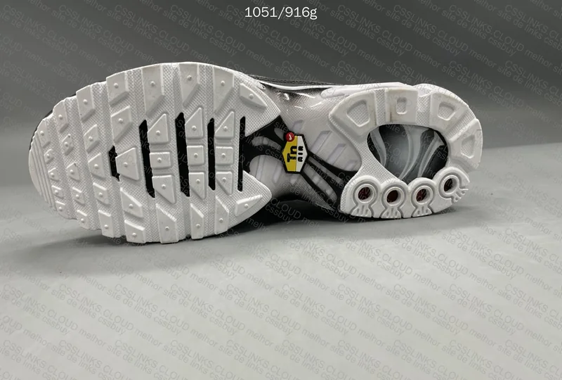 TN Black and White JMDY 8