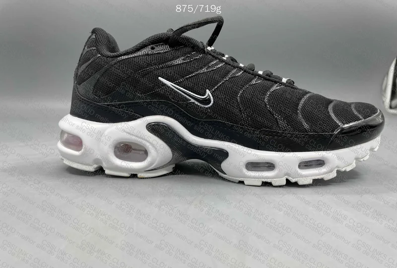 tn black white 8