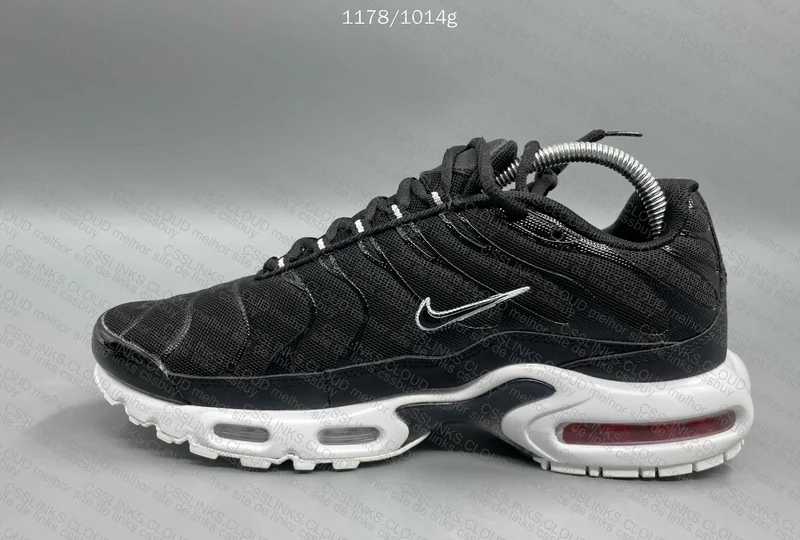 TN Black and White 5