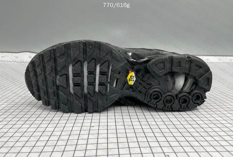 Tn triple black 9
