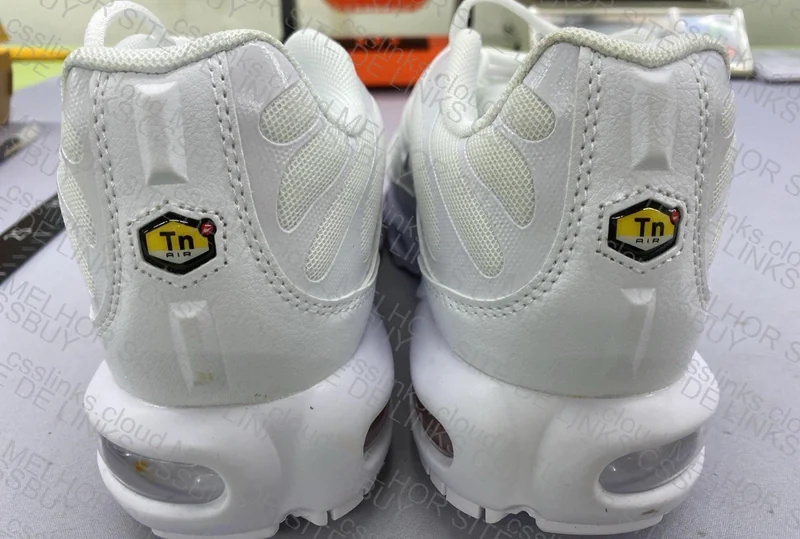 Tn triple white 4