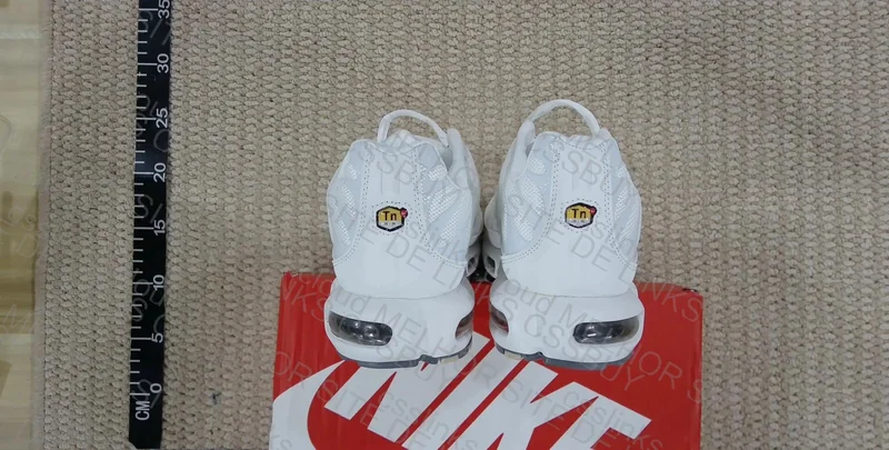 TN Triple White from DRAGON 6