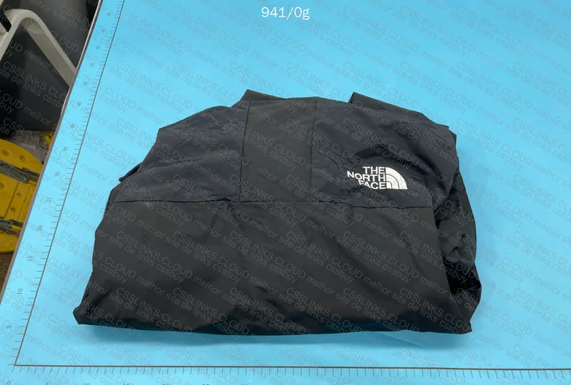 TNF Goretex Waterproof Jacket 2