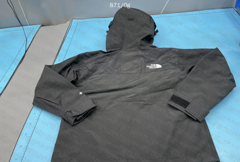 tnf mountain jacket GORETEX 4