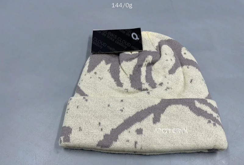 Arc'teryx Beanie 5
