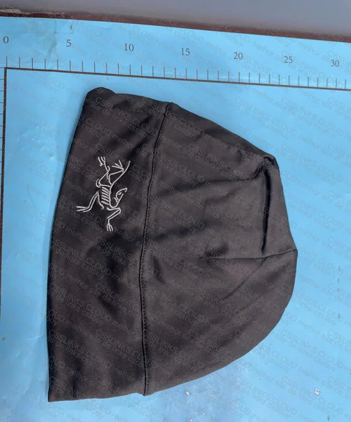 Touca Arc'teryx
