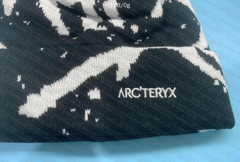 Arc'teryx Beanie Black 3
