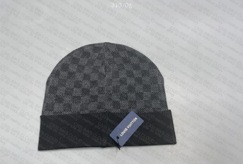 Black LV Louis Vuitton Beanie and Scarf 8