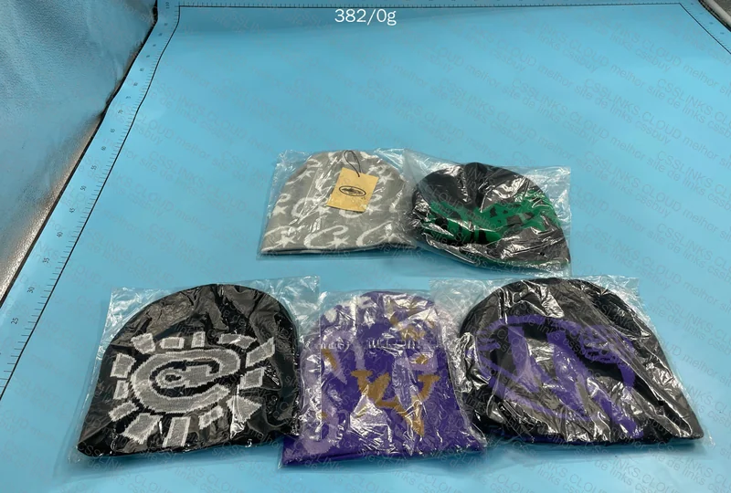 Dragonreps Beanies - Mystery Box