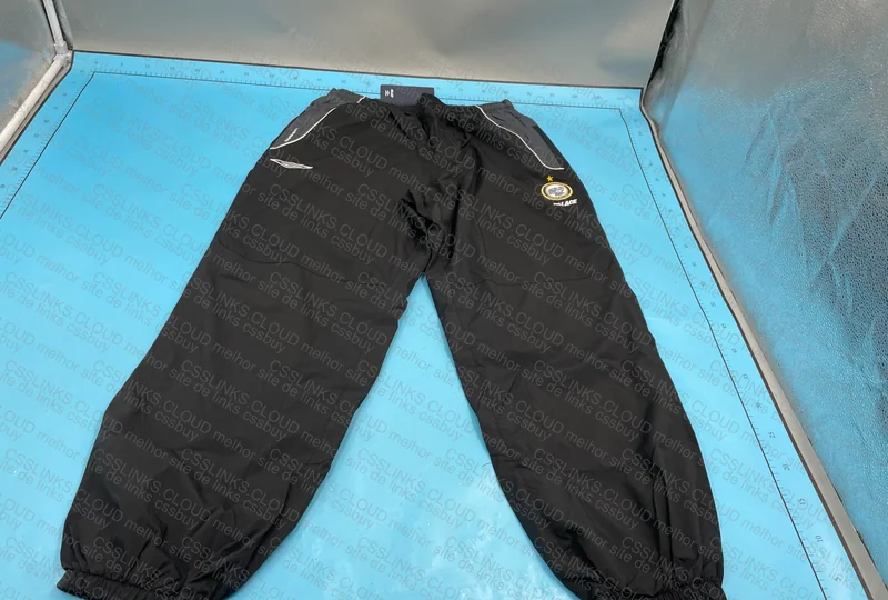 Palace X Umbro Track Sale or Bug